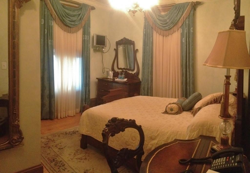 The Hotel Magnolia Foley Szoba fotó